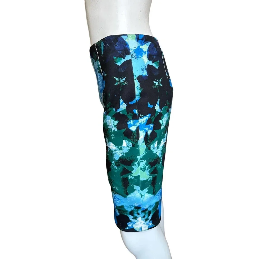 T Tahari Blue Green Black Pencil Skirt From Bloomingdale's sz 4 NWT orig. $98 - Picture 2 of 10